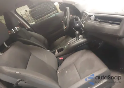 2021 Honda Hr-V Awd Lx z USA, uszkodzony, nr VIN 3CZRU6H32MM735623